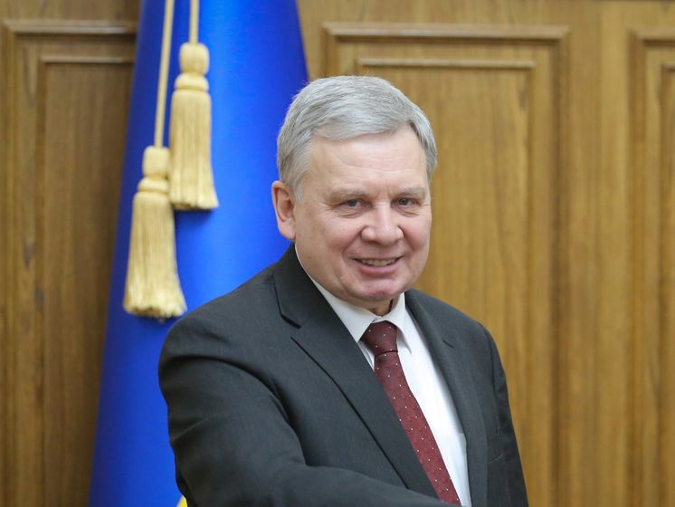 Комитет Рады по нацбезопасности выразил недоверие министру обороны Тарану – нардеп