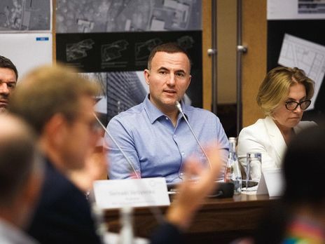 Фукс: У нас були складні зустрічі з Аваковим. Я просив залишити Кернеса у спокої