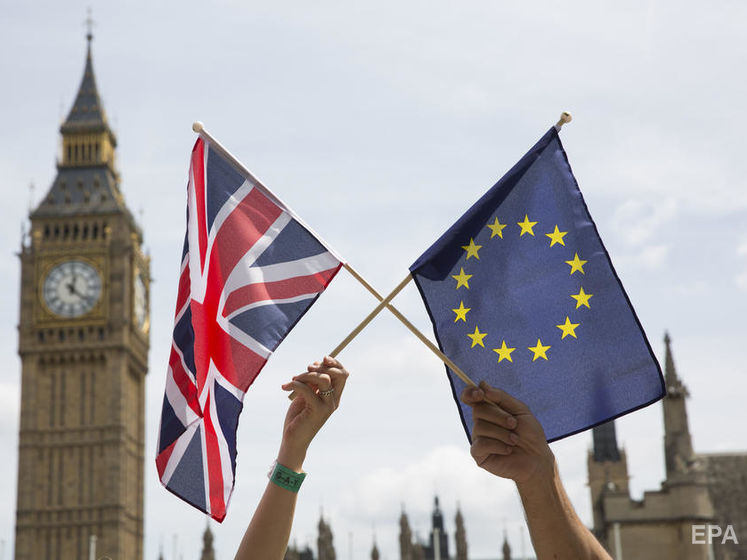 "Жорсткого" Brexit не буде. Великобританія і ЄС уклали торговельну угоду