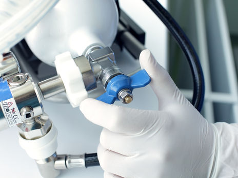 В США пациент с коронавирусом убил соседа по палате кислородным баллоном