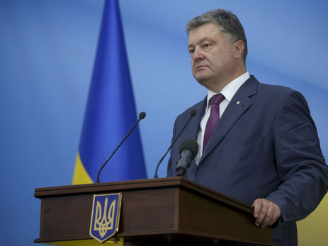 Порошенко посоветовал студентам-историкам после окончания учебы провести год в АТО