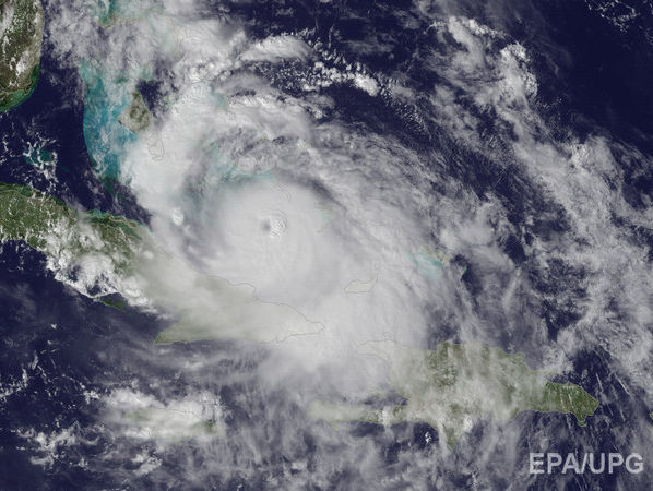 Число жертв урагана "Мэтью" достигло 140 человек