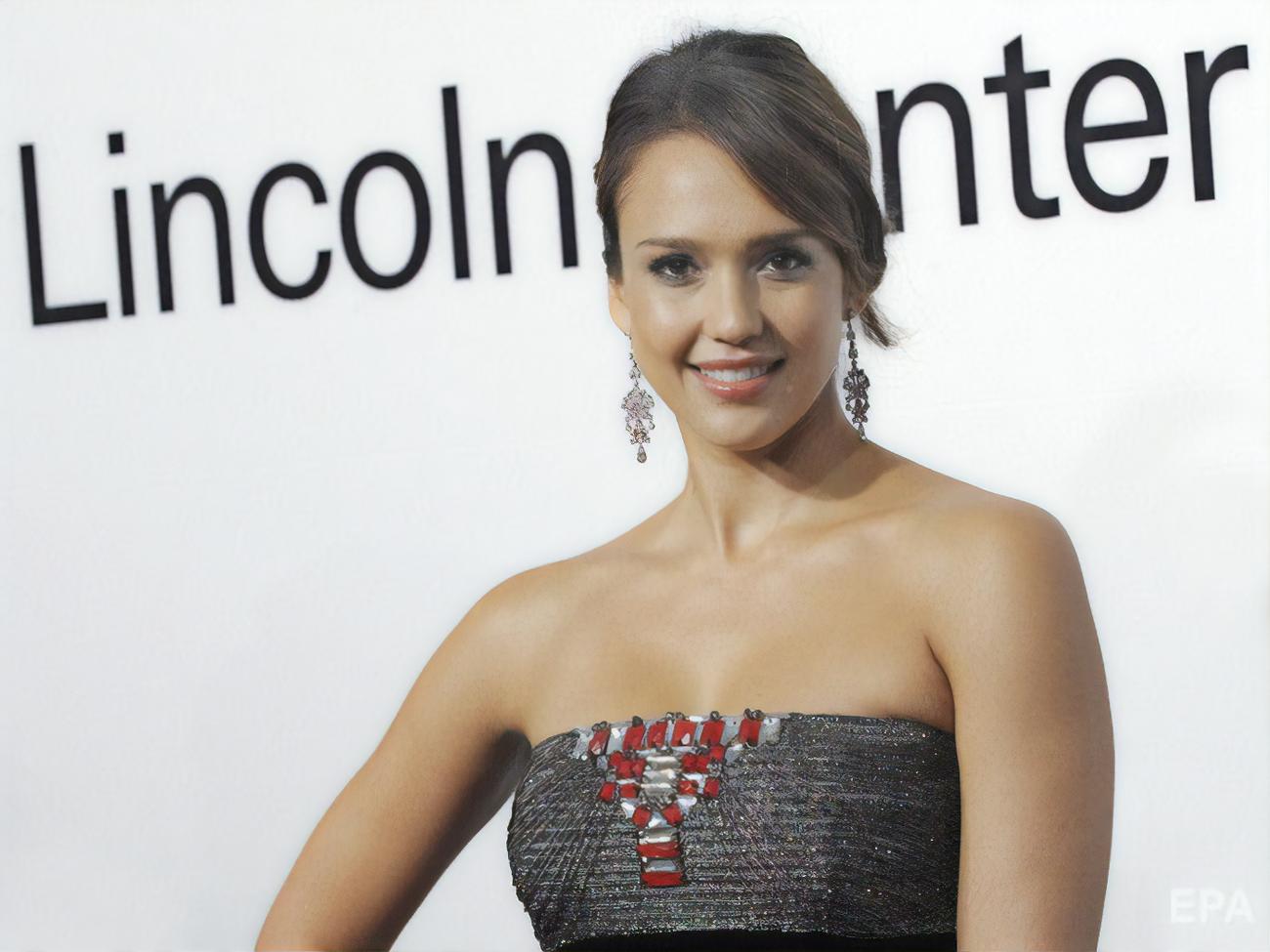 Jessica Alba 18 - Поиск порно