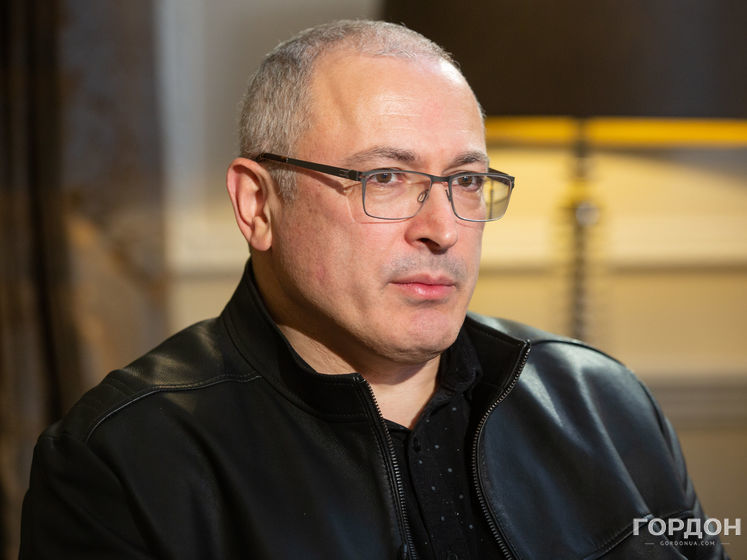 Ходорковский: В колонии меня встретили с собаками. Прогнали сквозь строй. Чисто гестаповцы