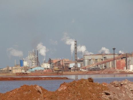 В Николаеве начался суд против Николаевского глиноземного завода за нанесенный вред экологии