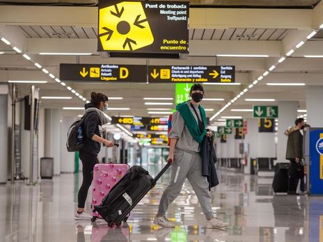 В Испании выявили новый штамм коронавируса. Известно о четырех инфицированных