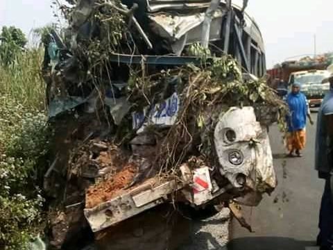 В Камеруне число жертв ДТП с автобусом увеличилось до 60