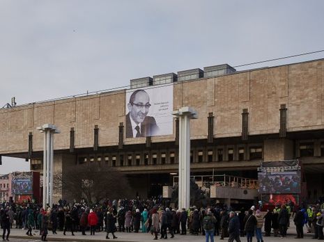 Харьковский горсовет на внеочередной сессии рассмотрит вопрос об увековечивании памяти Кернеса