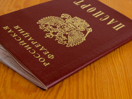 Путін 2019 року видав два укази про спрощений порядок видавання російських паспортів