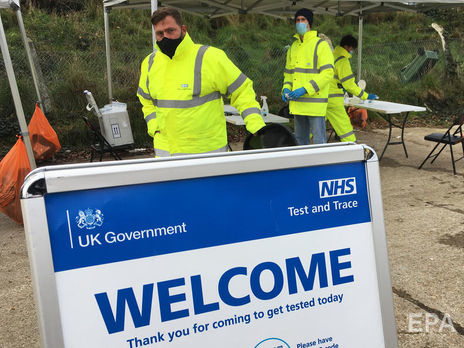 Новый рекорд. В Великобритании за сутки выявили более 53 тыс. случаев COVID-19