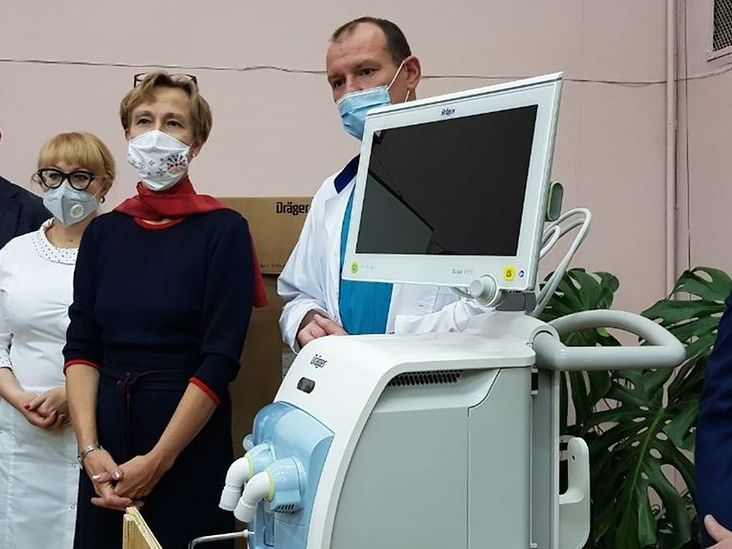 Пандемия COVID-19. Германия передала Украине 18 аппаратов ИВЛ