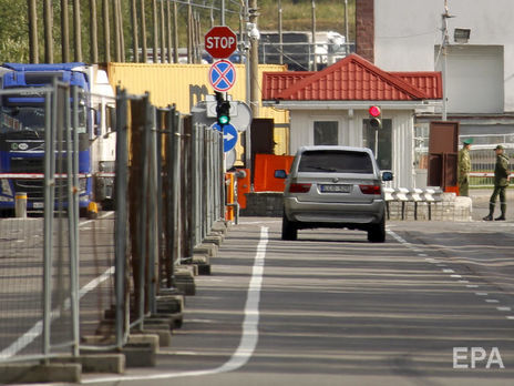 Власти Беларуси позволили взимать плату за выезд из страны
