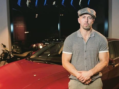 Рэпера Серегу подозревают в сообщении о минировании самолета