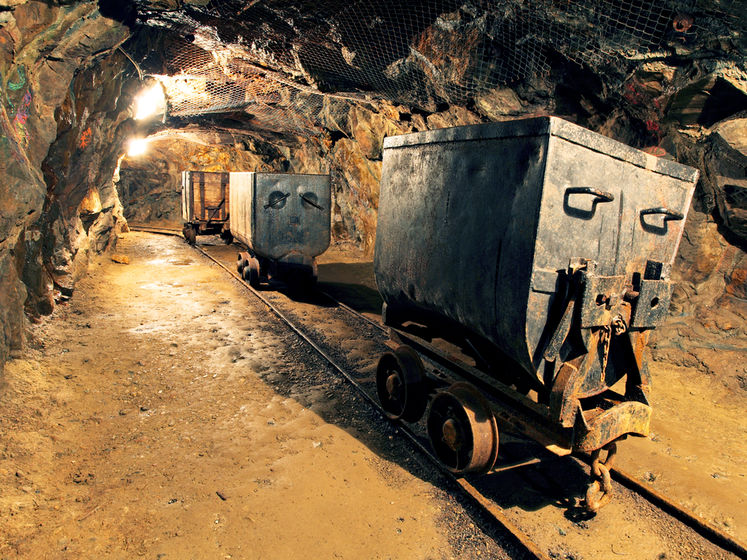 Оккупанты разбирают и вывозят оборудование с шахты в Луганской области – правозащитники