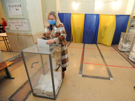 ЦВК України планує наприкінці березня провести місцеві вибори у прифронтових районах Донбасу