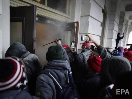 13 человек задержали во время осады Капитолия, среди них – ни одного местного жителя – полиция