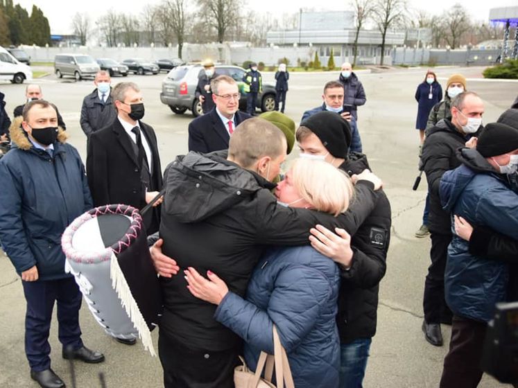 До України повернулося четверо моряків, засуджених у Лівії