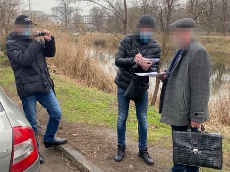 Директору аэропорта Кривого Рога сообщили о подозрении