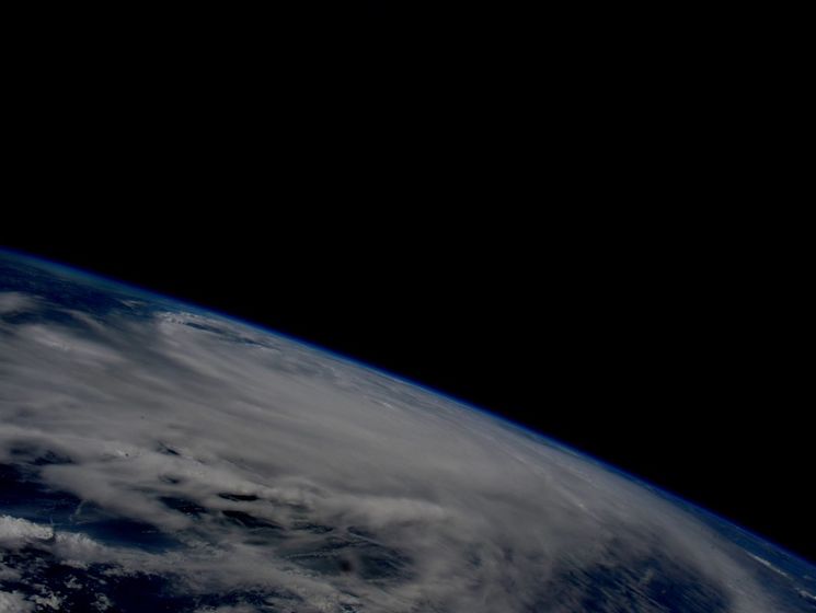 С Международной космической станции засняли ураган "Мэтью". Видео