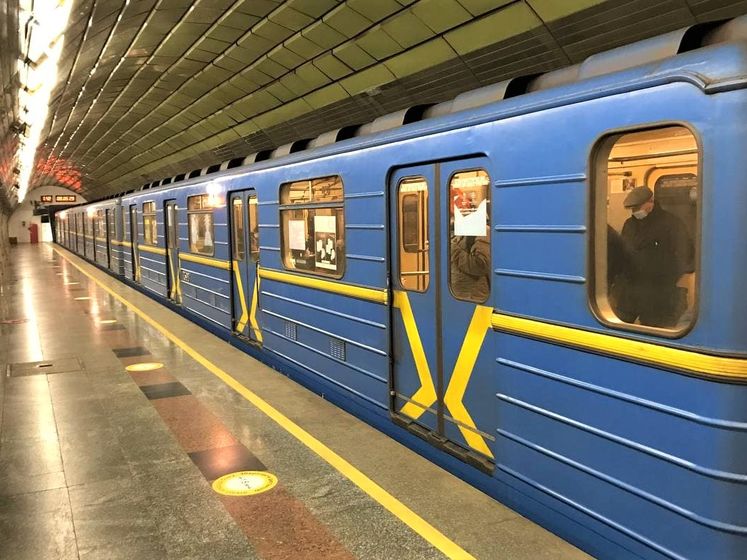 2020 року метро Києва скористалося майже вдвічі менше пасажирів, ніж 2019-го
