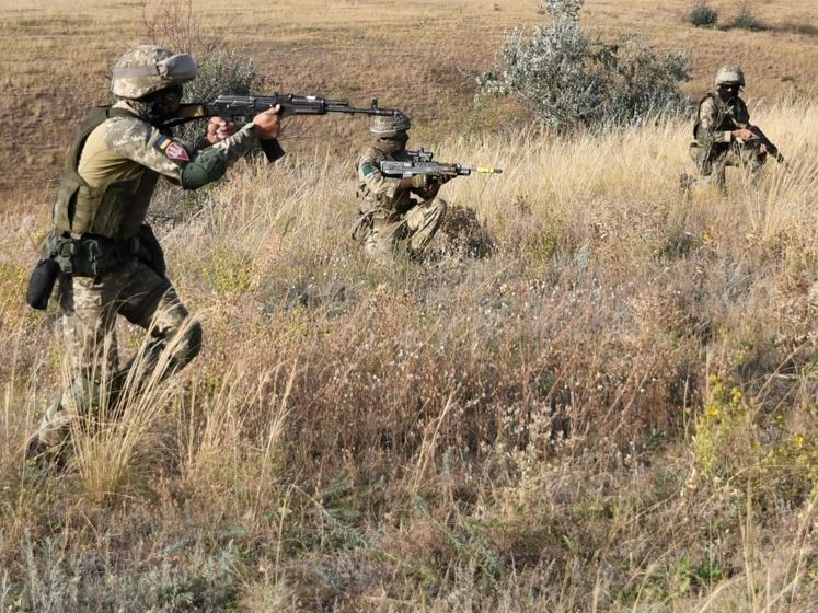 Боевики на Донбассе 11 раз нарушили режим тишины, украинский военный получил ранение – штаб ООС