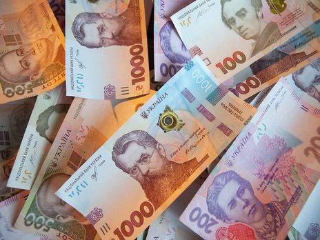 Гривна к евро укрепилась до 33,99 грн/€