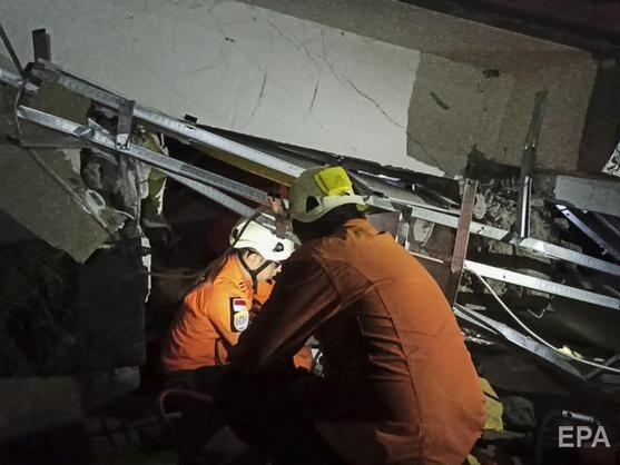 Число жертв землетрясения в Индонезии возросло до 34 