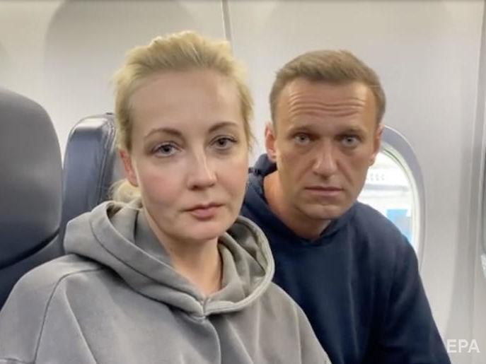 "Просто из-за человека, который прилетел на родину". Навальная заявила, что Москву парализовали из-за страха перед ее мужем