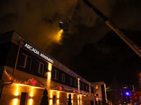 Во время пожара в одесском отеле погиб человек, двое пострадали