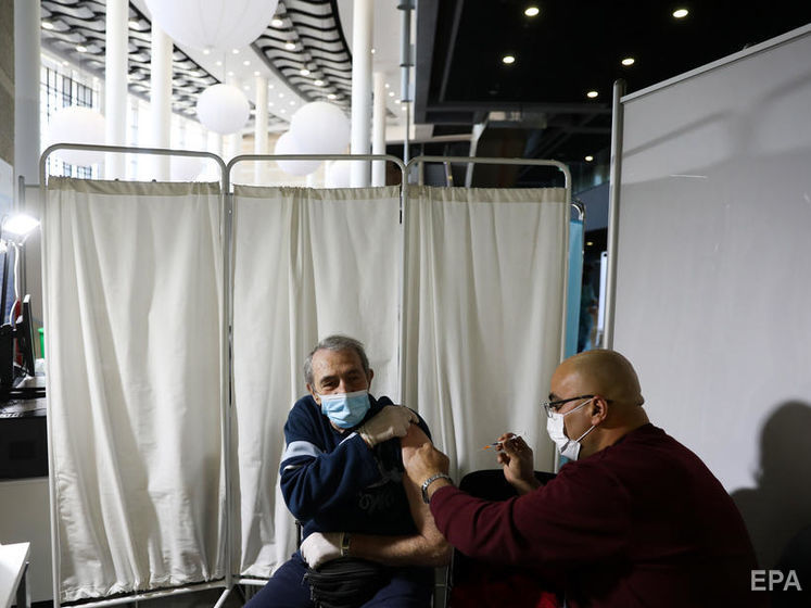 В Израиле разрешили не соблюдать карантин после второй дозы вакцины от коронавируса