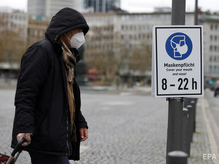 В Германии продлили локдаун и обязали всех носить маски