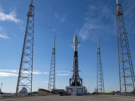 SpaceX запустила на орбіту Falcon 9 із рекордною кількістю супутників