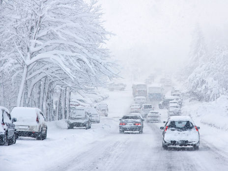 У ДСНС повідомили, що погодні умови призведуть до порушення руху автомобільного транспорту