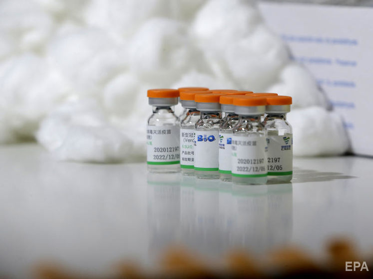 Зеленський доручив "якнайшвидше" презентувати програму вакцинації проти COVID-19