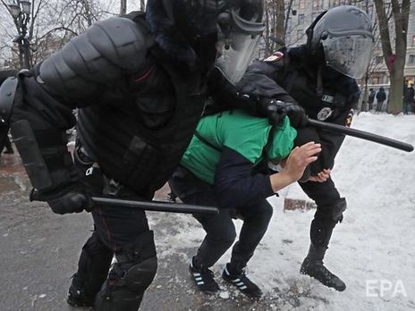 В России на акциях Навального задержали минимум 195 детей – правозащитники