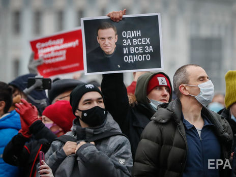 У Росії почали допитувати школярів через участь у мітингах за Навального