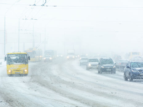 Україну засипає снігом, Росія відбивається від закликів звільнити Навального, Bellingcat випустив нове розслідування про ФСБ. Головне за день