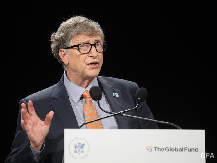 Билл Гейтс прокомментировал теории заговора, утверждающие, что он стоит за разработкой коронавируса