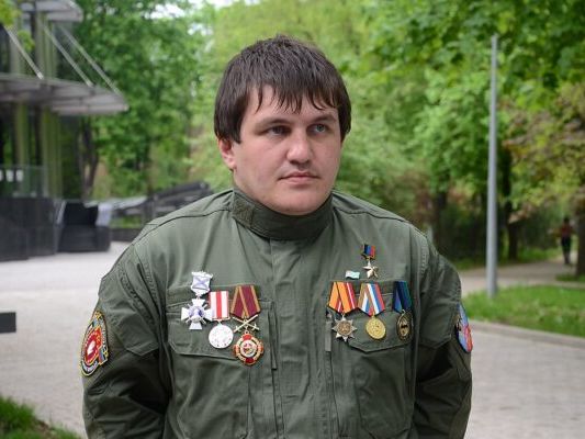 СБУ объявила в розыск Абхаза, основателя и бывшего главаря группировки боевиков "ДНР" "Пятнашка" 