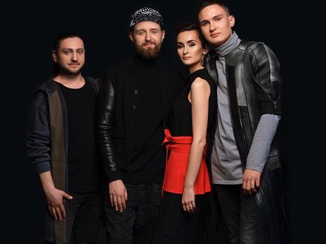 Go-A: Давайте почекаємо ще трішечки. Ми обов'язково покажемо все, що ми натворили за рік