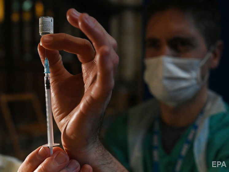 У світі зробили понад 90 млн щеплень проти коронавірусу – дані Bloomberg
