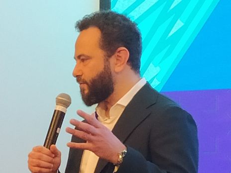 Дубинский собирается параллельно считать голоса нардепов от 