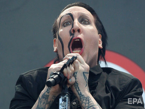 Marilyn Manson with Edward Scissorhands | Эдвард руки-ножницы, Мэрилин мэнсон, Портретные зарисовки