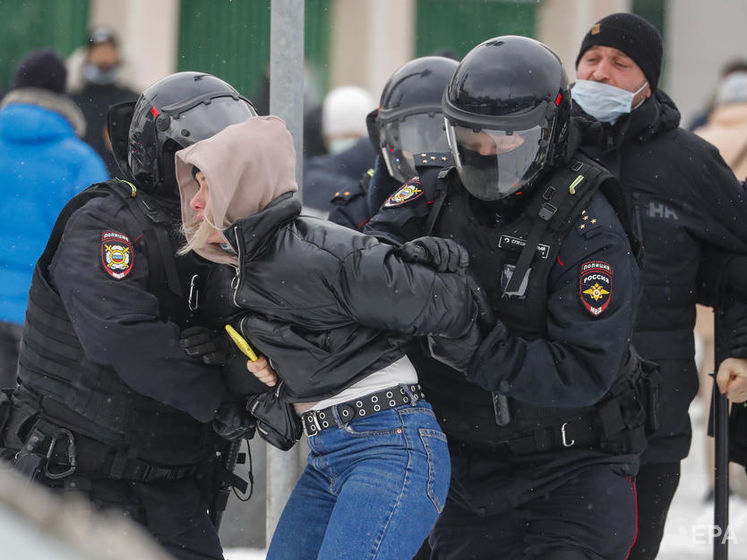 Під час суду над Навальним силовики затримали понад 300 осіб – правозахисники