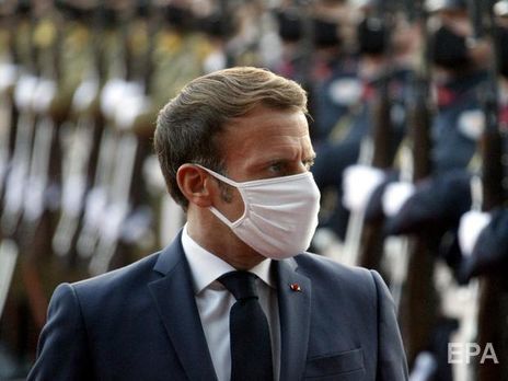 Макрон на русском языке призвал освободить Навального