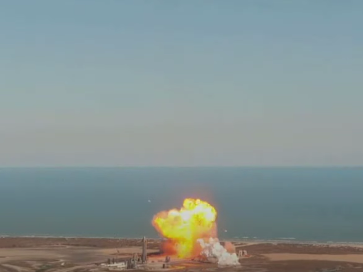 Прототип корабля SpaceX для межпланетных путешествий взорвался во время испытательного полета