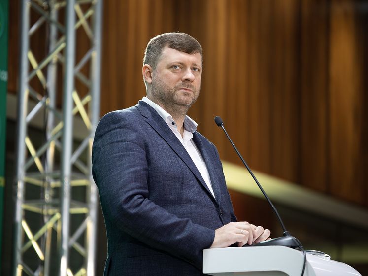 Корниенко считает, что фракция "Слуга народа" вряд ли соберется срочно, чтобы обсудить санкции против "112 Украина", ZIK и NewsOne