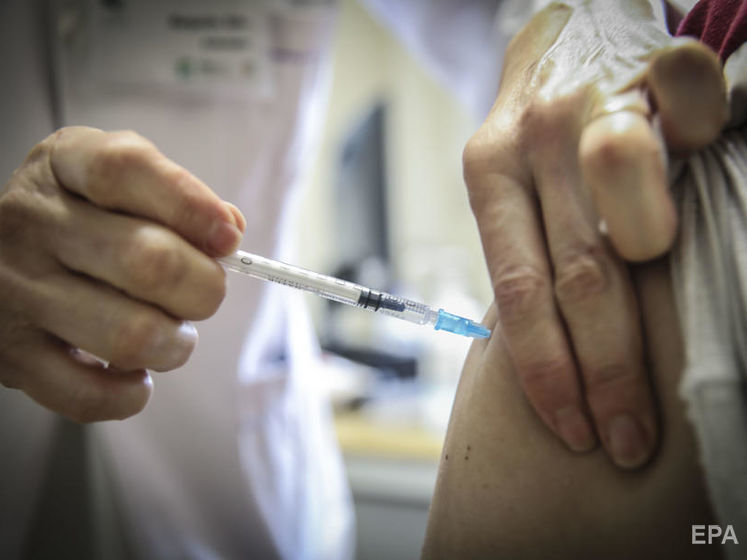 У Кабміні пообіцяли українцям "перевірену і безпечну вакцину" проти COVID-19