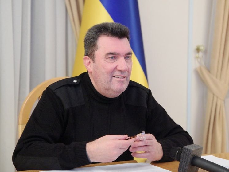 Данилов рассказал, влияли ли США на решение о санкциях против "112 Украина", NewsOne и ZIK