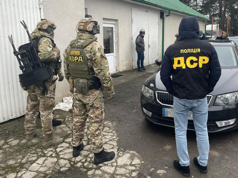 Таможенники на Закарпатье нанесли миллионный ущерб государству при ввозе автомобилей – полиция